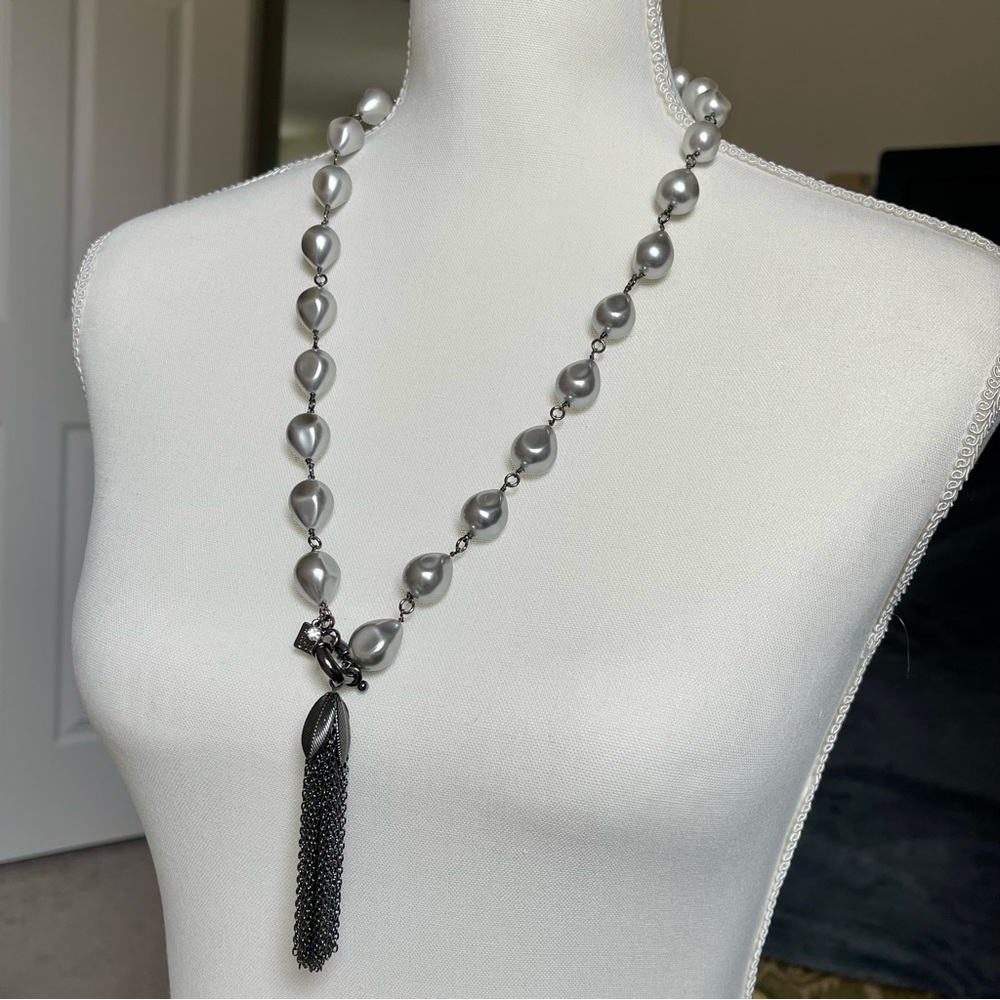 JOHN WIND | Baroque Platinum Pearls Glass Beads in Gunmetal Links | Lariat